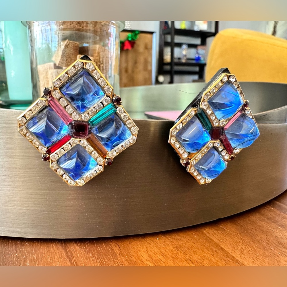 Vintage Hansen Designs Multi Color Gem Clip On Earrings - Picture 2 of 10